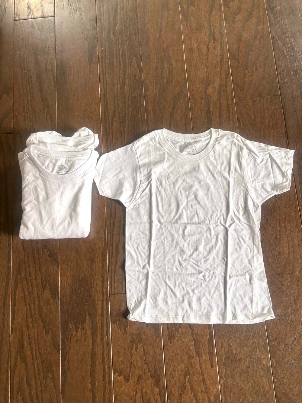 Fruit of the Loom 6-Pack Boys White Tag Free Classic T-Shirts- Size S 6/8